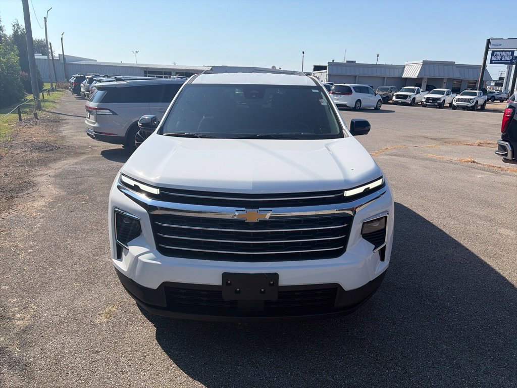Used 2026 Chevrolet Traverse LT w/ Driver Confidence Package AWD/4WD image 9