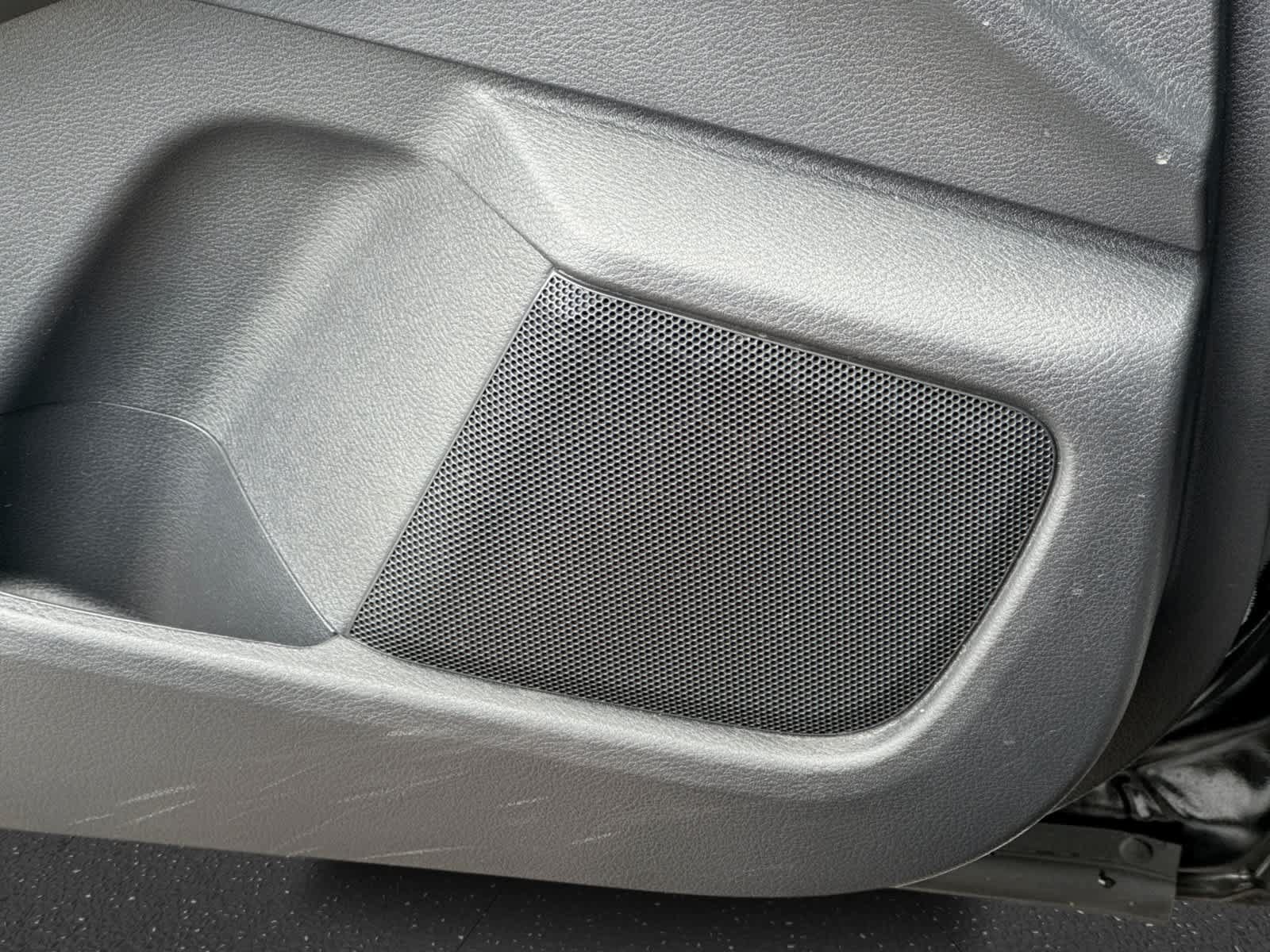 Used 2025 Nissan Sentra SR w/ Midnight Edition FWD image 37
