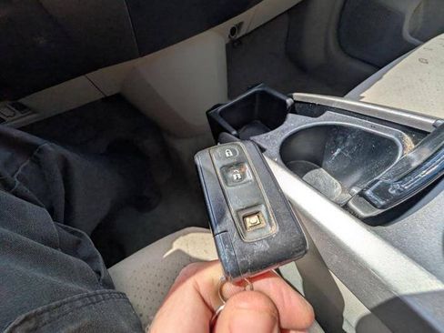 Used 2006 Toyota Prius FWD image 42