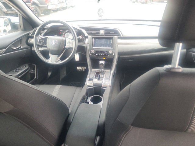 Used 2018 Honda Civic Sport image 16