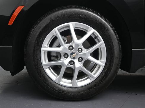Used 2024 Chevrolet Equinox LS FWD image 10