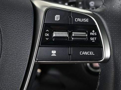 Used 2019 Kia Sorento SX image 27