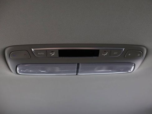 Used 2023 Kia Telluride S AWD/4WD image 55