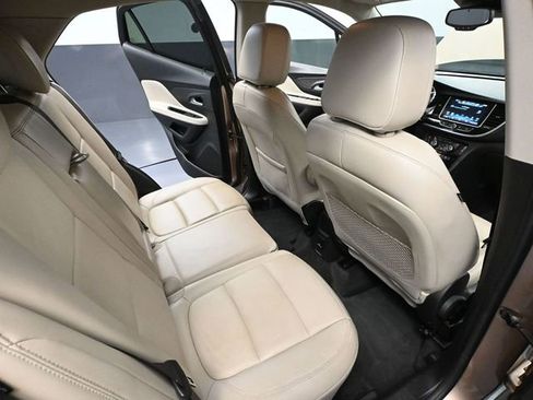 Used 2018 Buick Encore Premium image 42