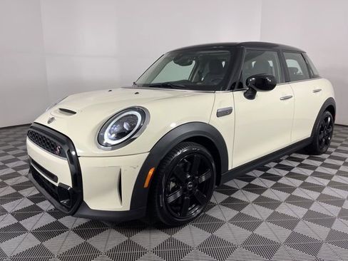 Used 2023 MINI Cooper S image 5