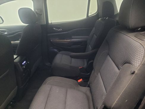 Used 2020 GMC Acadia SLE w/ Driver Convenience Package FWD image 18
