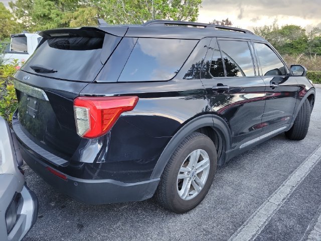 Used 2023 Ford Explorer XLT RWD image 4
