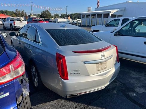 Used 2015 Cadillac XTS Luxury AWD/4WD image 3