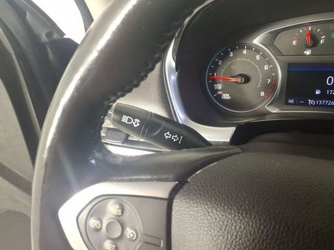 Used 2020 Chevrolet Traverse LT w/ LPO, Floor Liner Package image 27