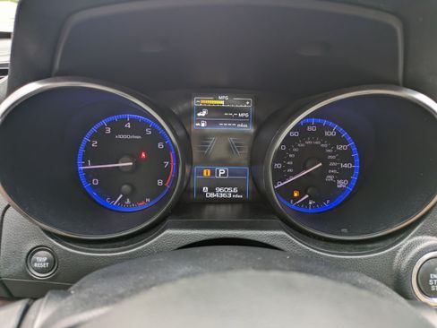 Used 2018 Subaru Outback 3.6R Limited AWD/4WD image 26