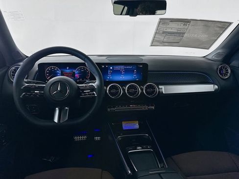 New 2026 Mercedes-Benz GLB 250 image 21