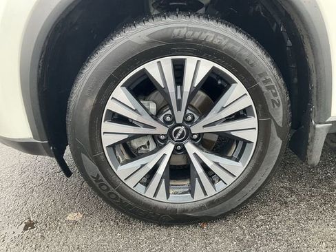 Certified 2023 Nissan Rogue SV w/ SV Premium Package image 9