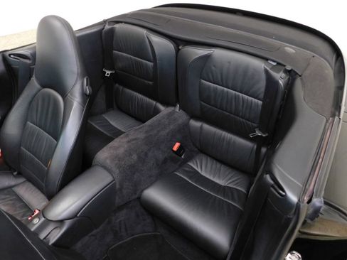Used 2004 Porsche 911 Carrera RWD image 55