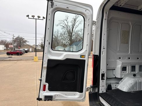 Used 2016 Ford Transit 350 148 Medium Roof image 16