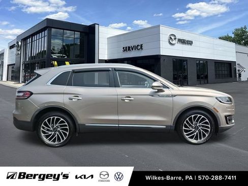 Used 2020 Lincoln Nautilus Reserve AWD/4WD image 5