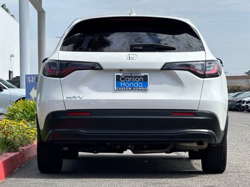 Used 2025 Honda HR-V LX image 10