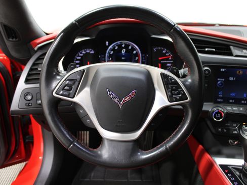 Used 2015 Chevrolet Corvette Z51 3LT w/ 3LT Preferred Equipment Group image 11