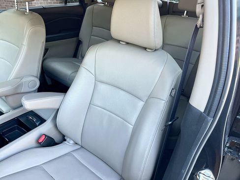 Used 2021 Honda Pilot EX-L image 18