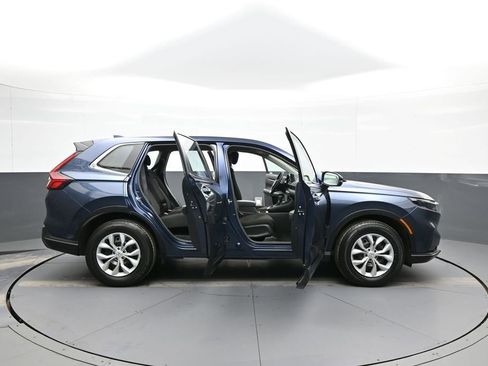 Certified 2023 Honda CR-V LX image 40