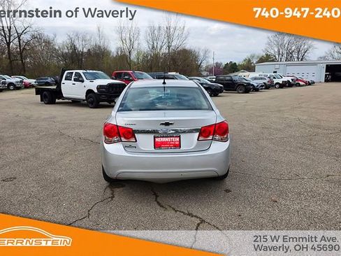 Used 2013 Chevrolet Cruze LS image 31