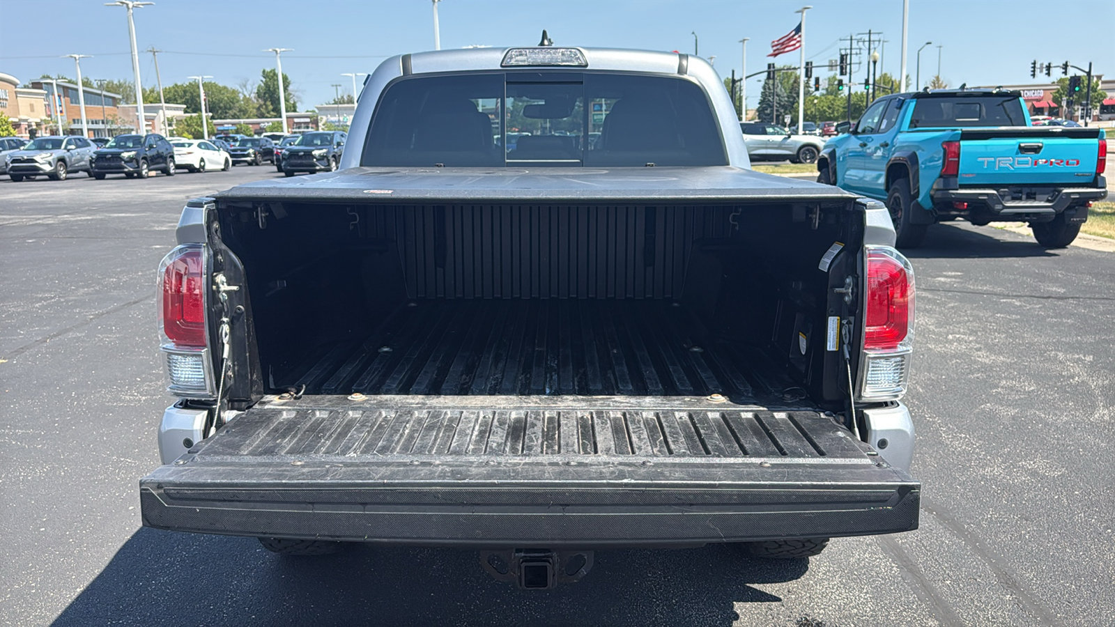 Used 2019 Toyota Tacoma Limited AWD/4WD image 23