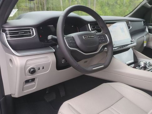 New 2026 Jeep Grand Wagoneer Limited AWD/4WD image 29