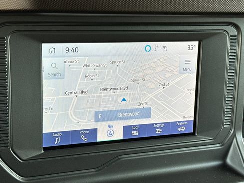 Used 2021 Ford Bronco Outer Banks image 16