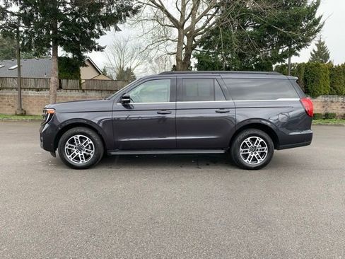 Certified 2025 Ford Expedition Max Active image 2