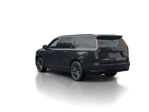 Used 2022 Cadillac Escalade ESV Sport Platinum AWD/4WD image 6