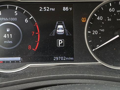 Used 2025 Nissan Versa SV FWD image 34