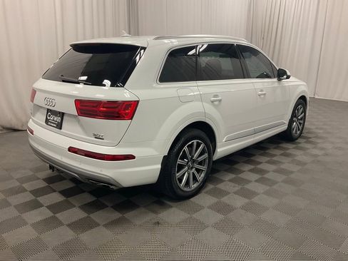 Used 2018 Audi Q7 3.0T Prestige image 3
