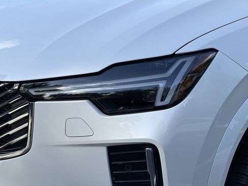 Certified 2026 Volvo XC90 T8 Plus w/ Protection Package Premier AWD/4WD image 6