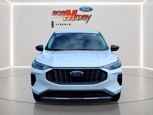 Used 2023 Ford Escape Active AWD/4WD image 2