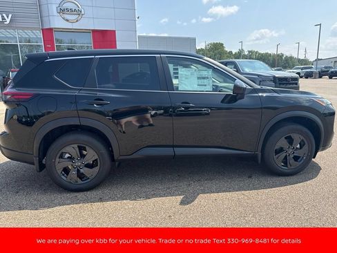 New 2026 Nissan Rogue SV AWD/4WD image 8