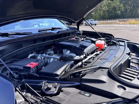 New 2025 Chevrolet Suburban Premier w/ Sun And Tow Package image 50