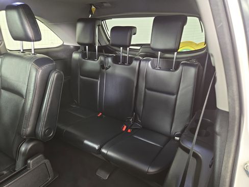 Used 2017 Toyota Highlander Limited Platinum image 14