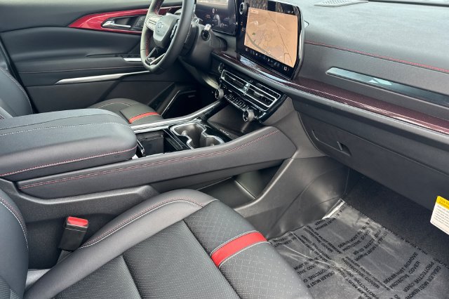 New 2026 Chevrolet Traverse RS FWD image 25