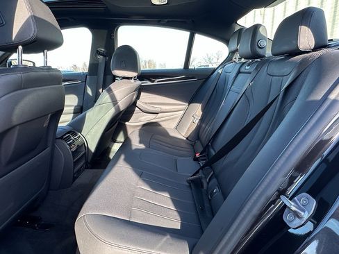 Used 2021 BMW 530i xDrive 530i xDrive Sedan w/ Convenience Package image 10