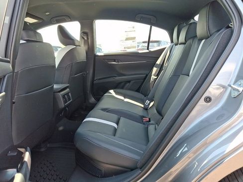 New 2026 Toyota Camry SE FWD image 8