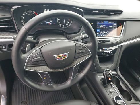 Certified 2024 Cadillac XT5 Sportv image 12