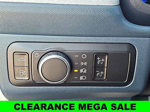 New 2025 Ford Maverick XLT image 25