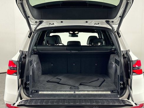 Used 2025 BMW X5 xDrive50e image 26