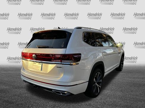 Used 2025 Volkswagen Atlas SEL Premium R-Line image 9