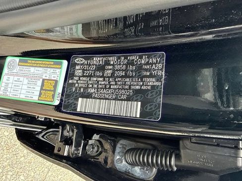 Used 2023 Hyundai Elantra SEL w/ Convenience Package FWD image 27