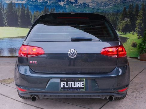 Used 2017 Volkswagen GTI Sport image 5