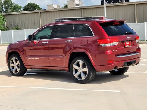 Used 2014 Jeep Grand Cherokee Overland w/ Advanced Technology Group AWD/4WD image 7