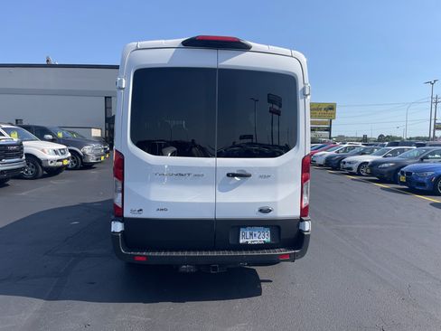 Used 2024 Ford Transit 350 XLT image 4