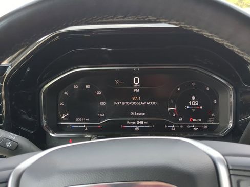 Used 2024 GMC Sierra 1500 SLT image 11