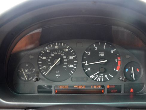 Used 2003 BMW 540i Sedan image 21