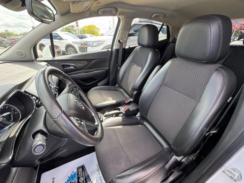 Used 2020 Buick Encore Preferred w/ Safety Package AWD/4WD image 26